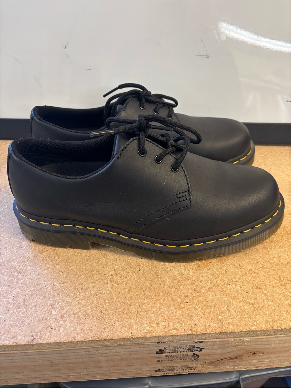 Dr. Martens 1461 Slip Resistant Shoe - Picture 2 of 6